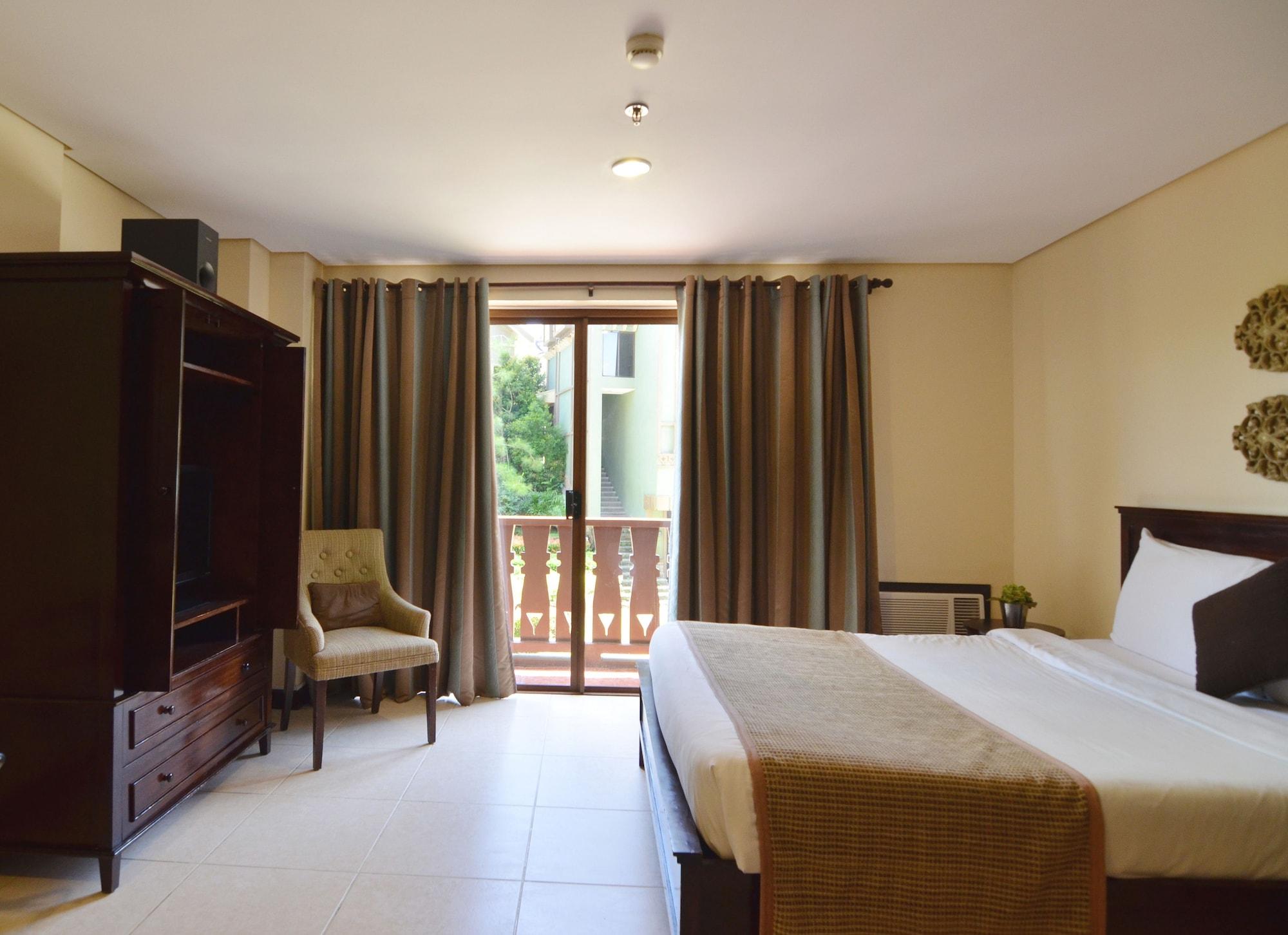 Crosswinds Resort Suites Tagaytay City Exterior foto
