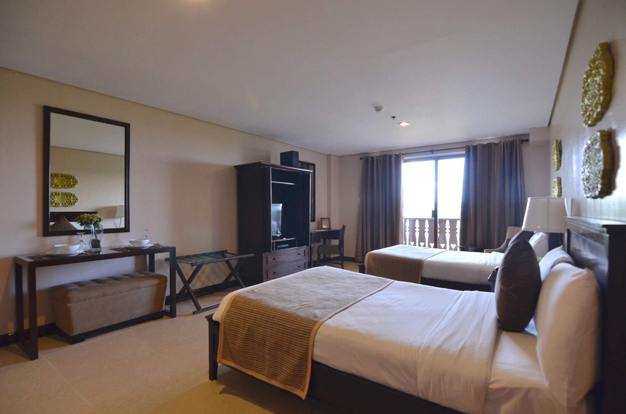 Crosswinds Resort Suites Tagaytay City Exterior foto