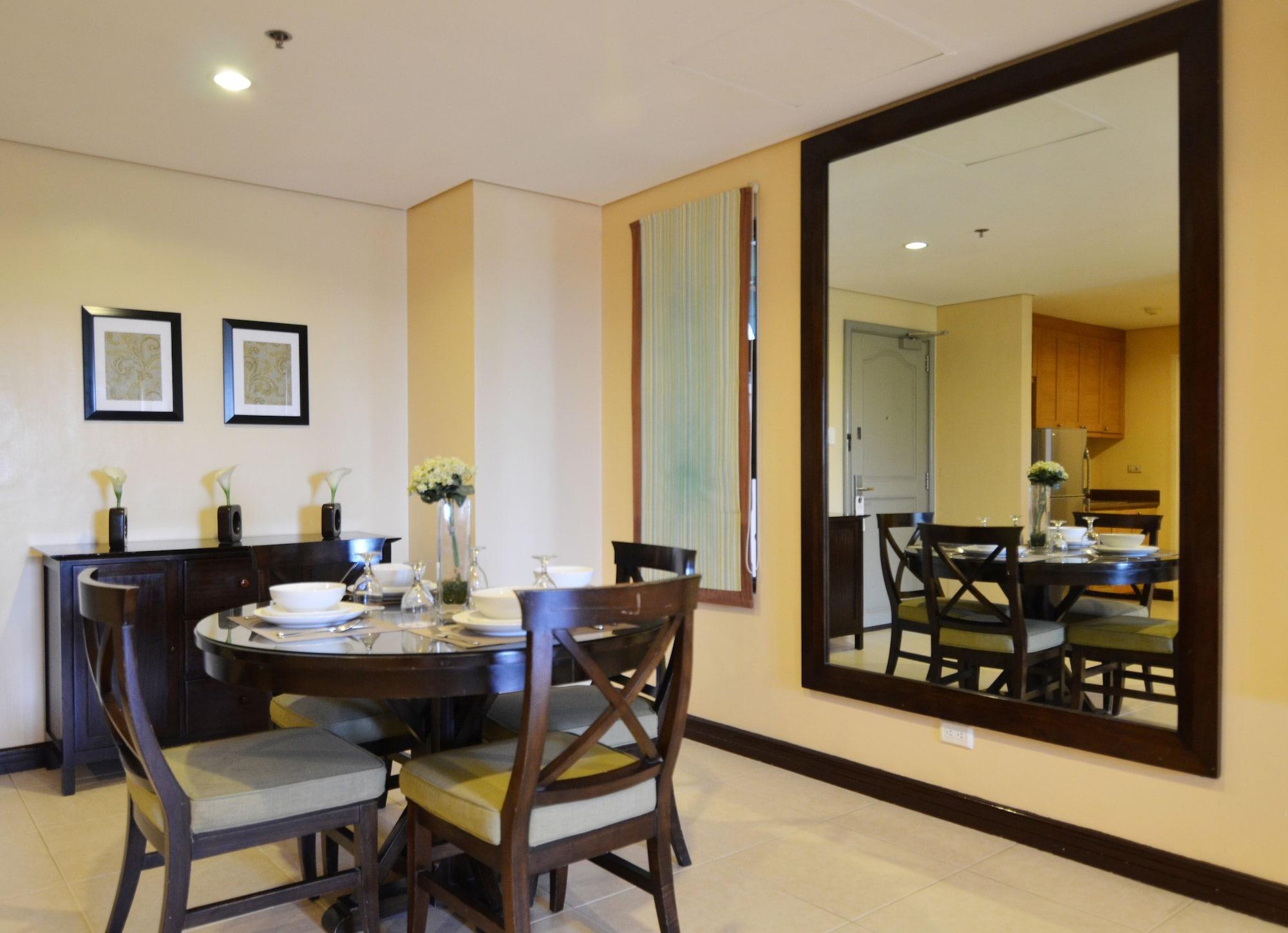 Crosswinds Resort Suites Tagaytay City Exterior foto