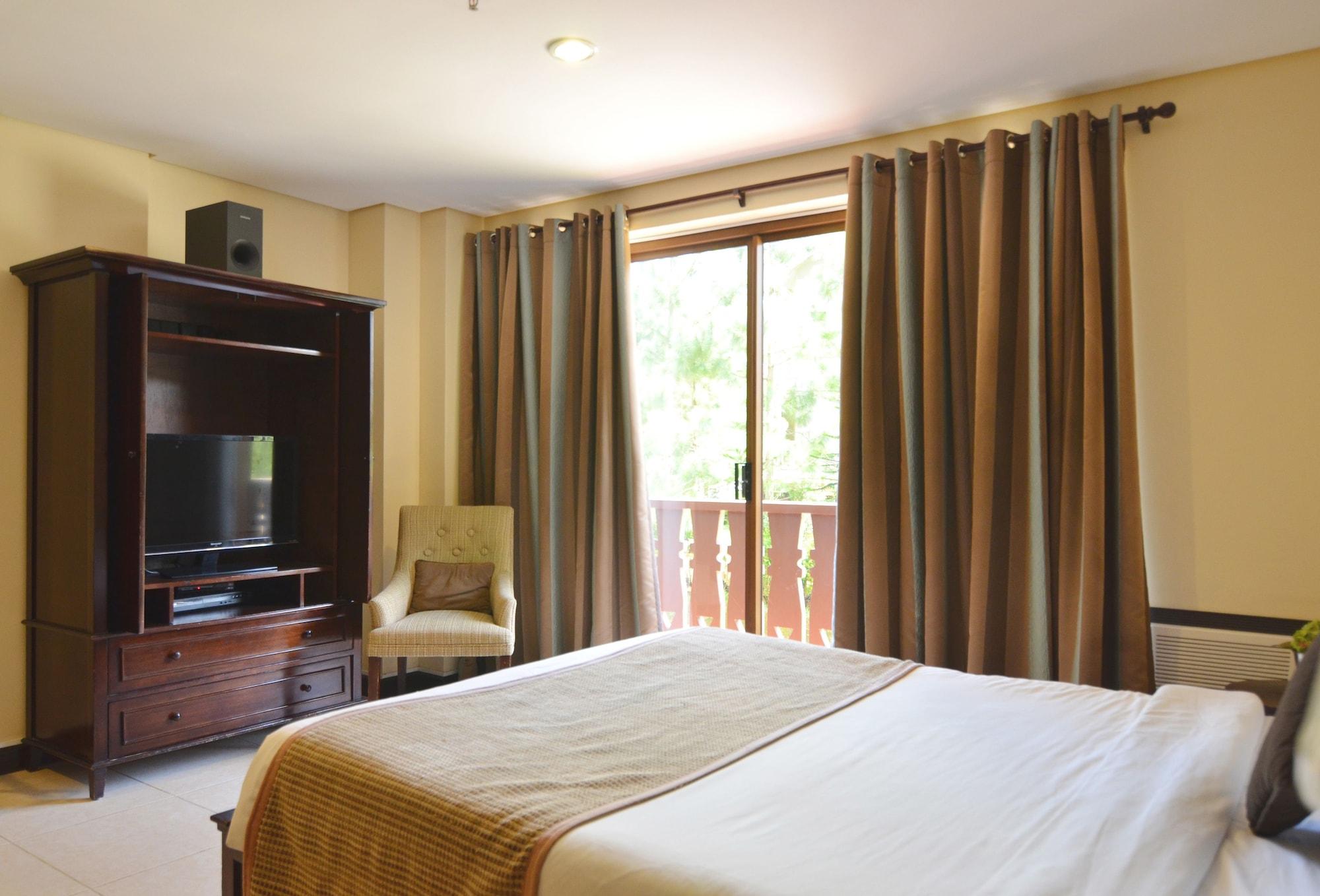 Crosswinds Resort Suites Tagaytay City Exterior foto