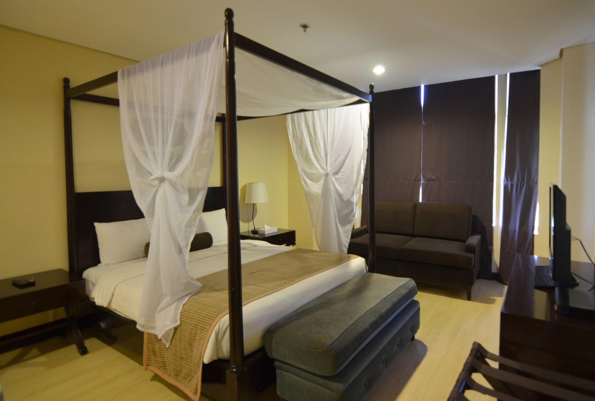Crosswinds Resort Suites Tagaytay City Exterior foto