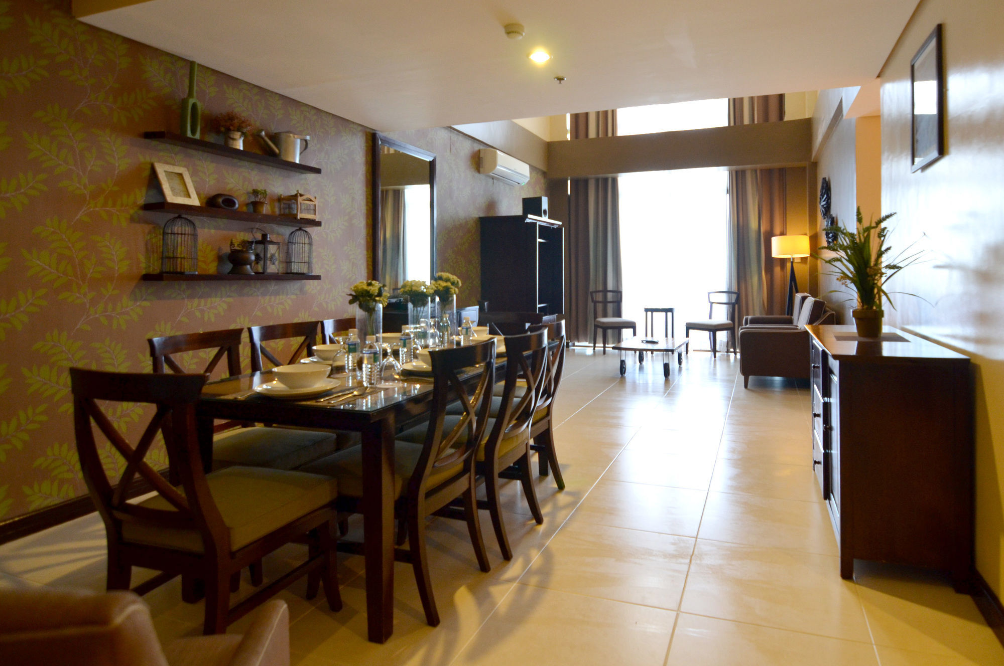 Crosswinds Resort Suites Tagaytay City Exterior foto